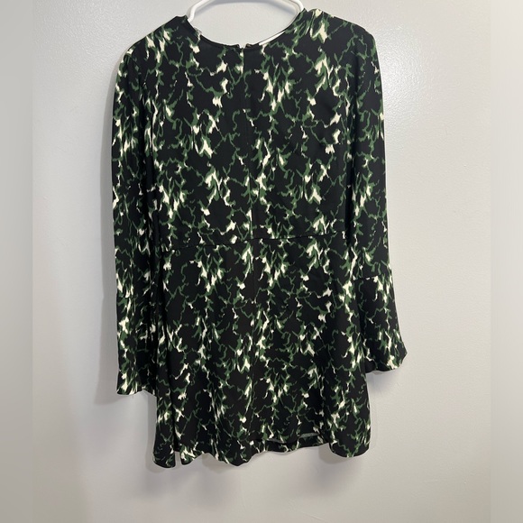 A.L.C. Trixie Long Sleeve Black and Green Print Silk Dress - Size 6 - Picture 2 of 5